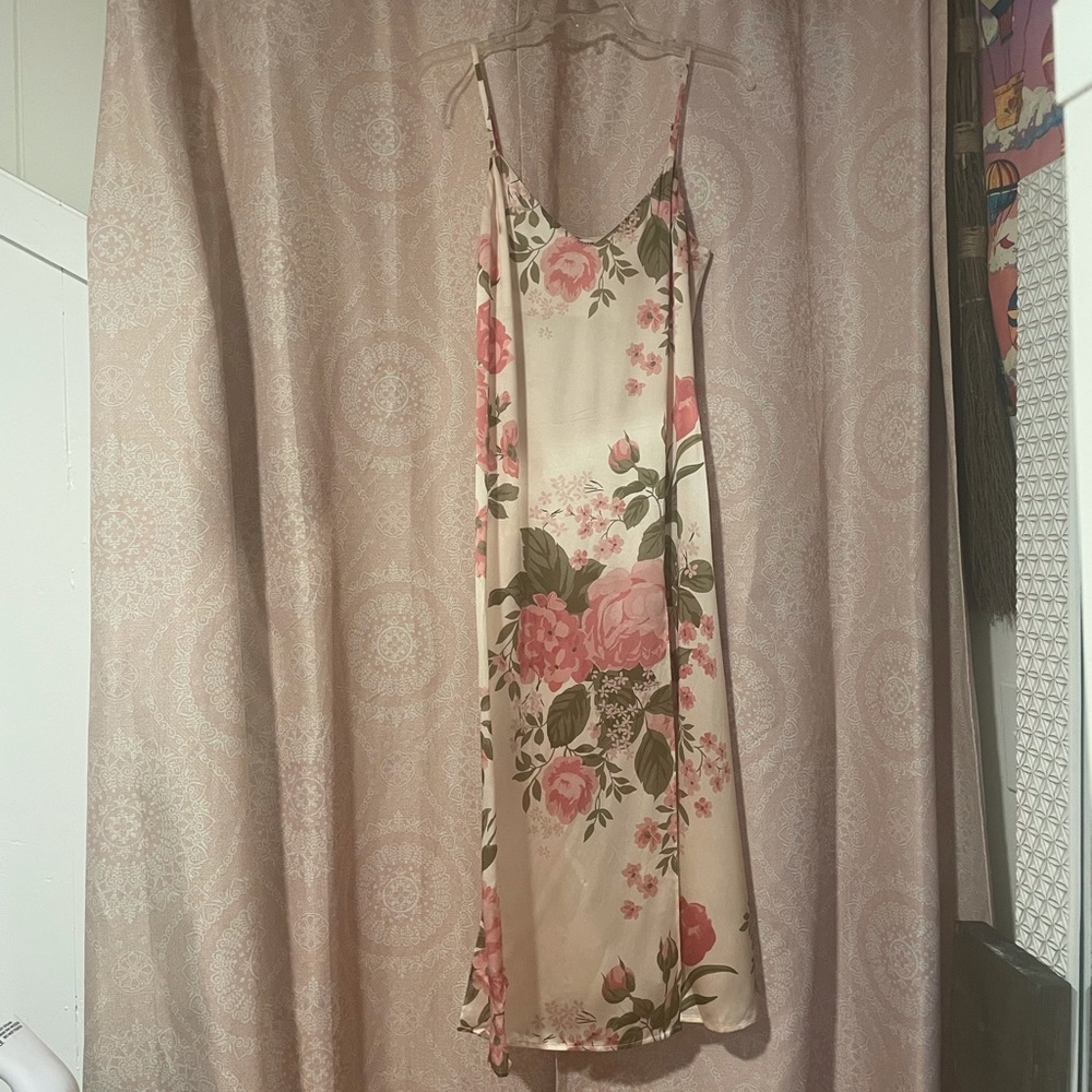 Reformation pink floral silk dress size S